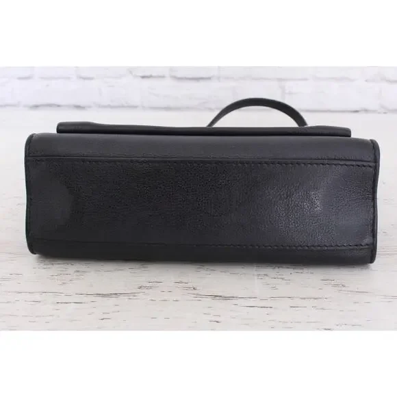 Louis Vuitton Black Crossbody Bag - Picture 16 of 16